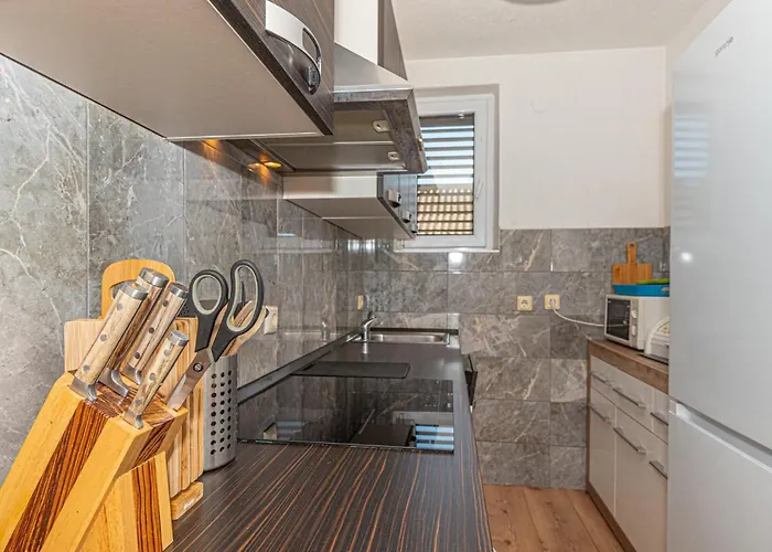 2 Bedroom Cozy In Apartamento *